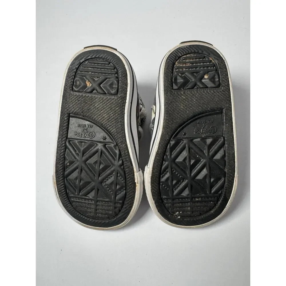 Converse Batman Toddler High Top Sneakers Size 4 Comic Print Shoes